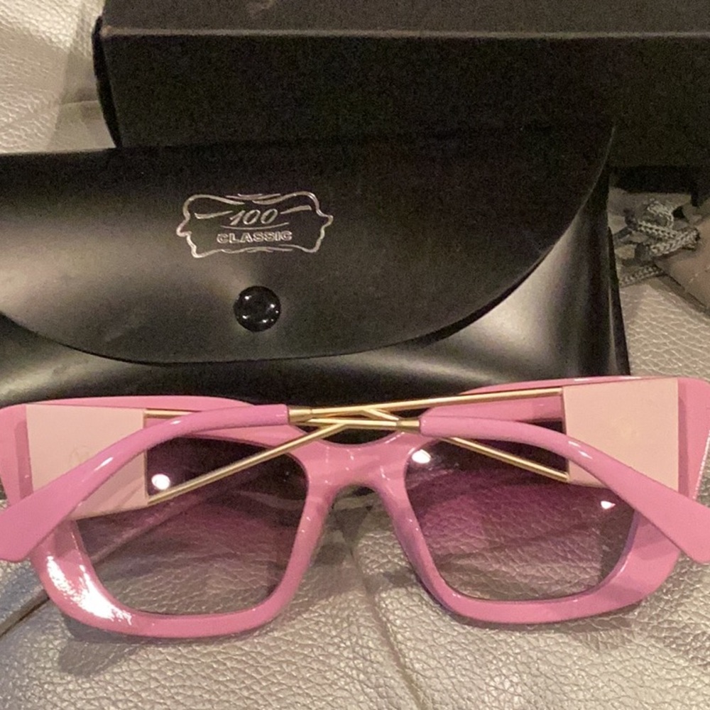 100 Classic Pink Square Sunglasses New - Picture 2 of 9